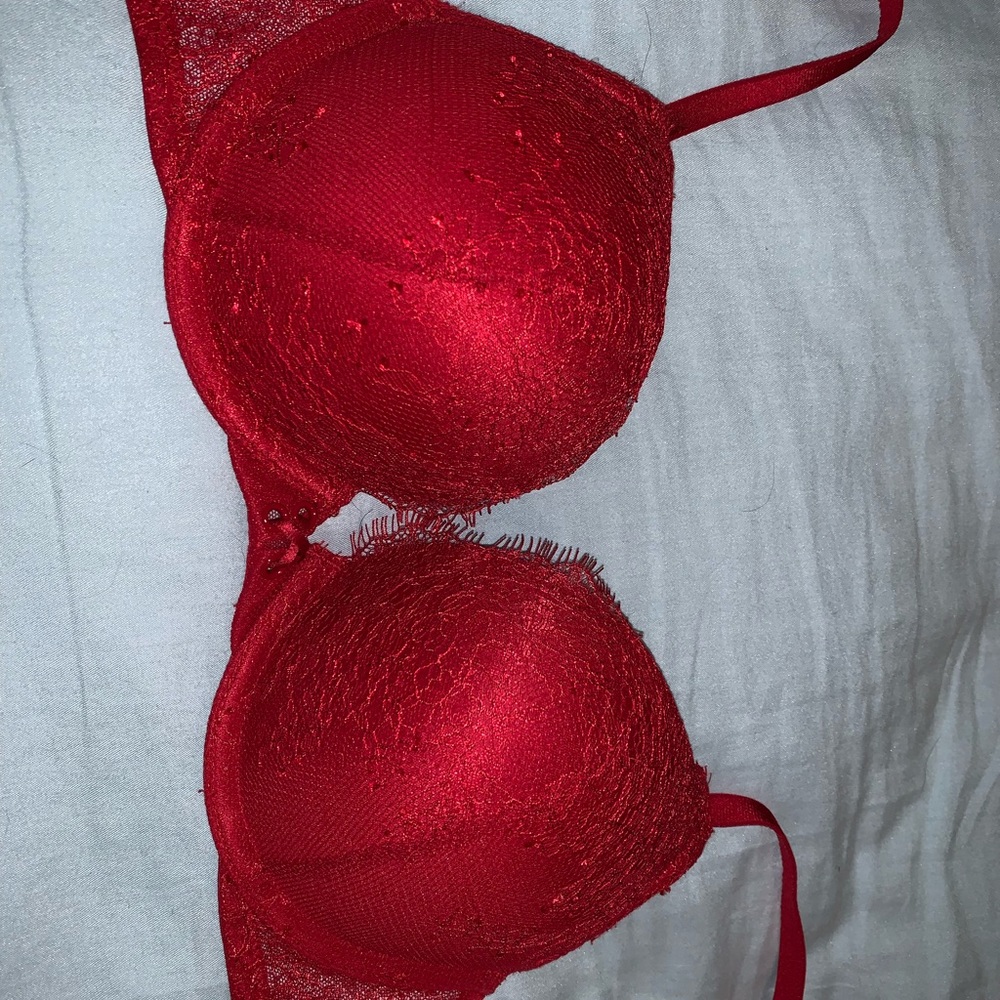 Victoria secret red bombshell bra